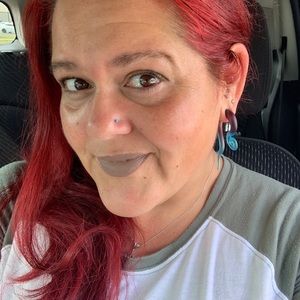 Meet your Posher, Angie